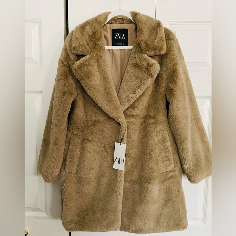 Zara faux fur coat NWT tan size medium